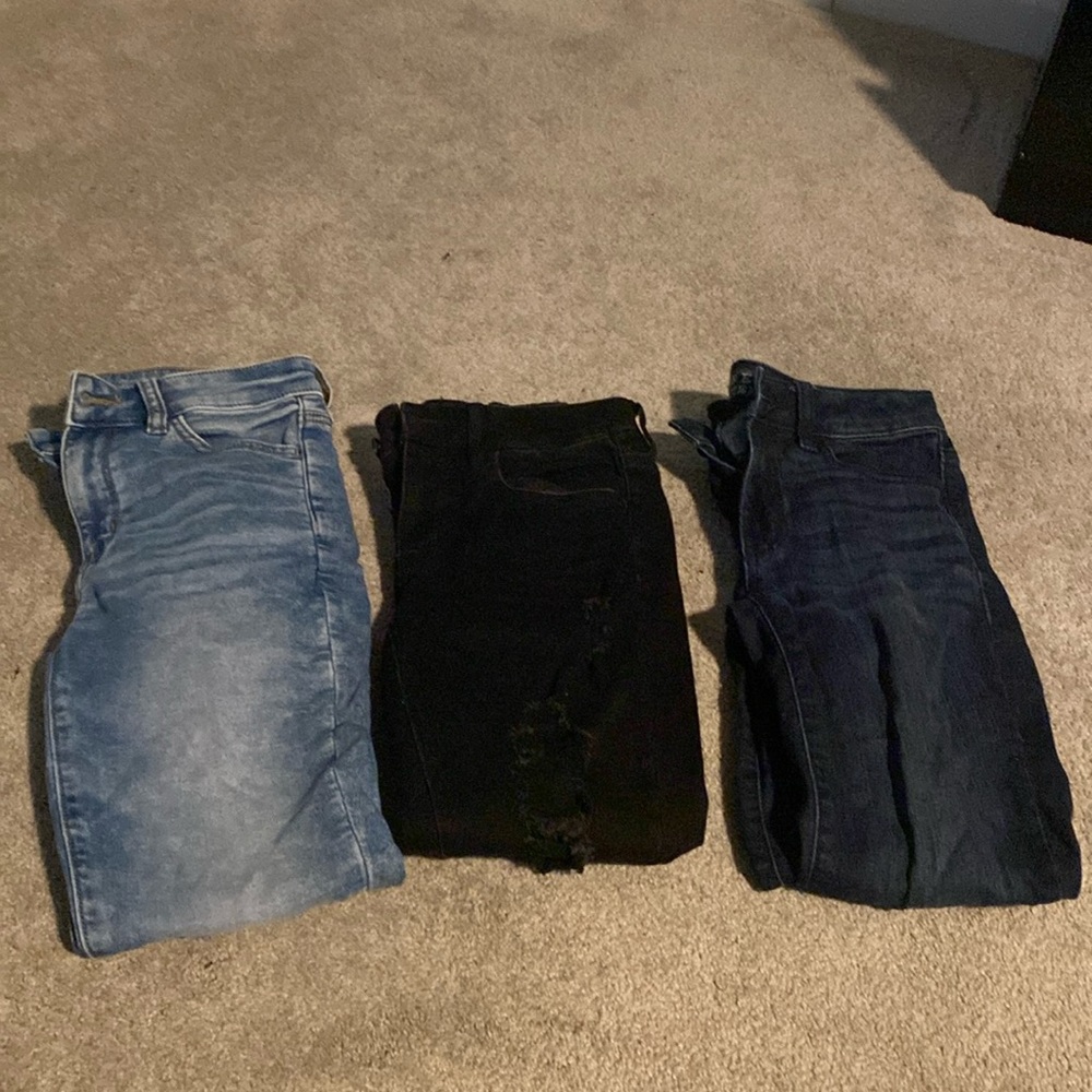 Lot of 3 lightly worn American eagle jeggings size 4